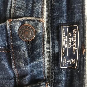 Abercrombie & Fitch jeans